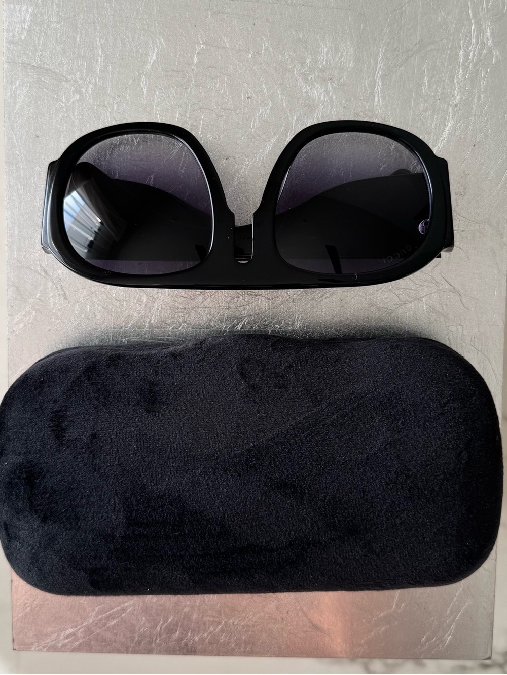 Gucci Black Shield Sunglasses with Dark Gradient Lenses - Picture 3 of 9